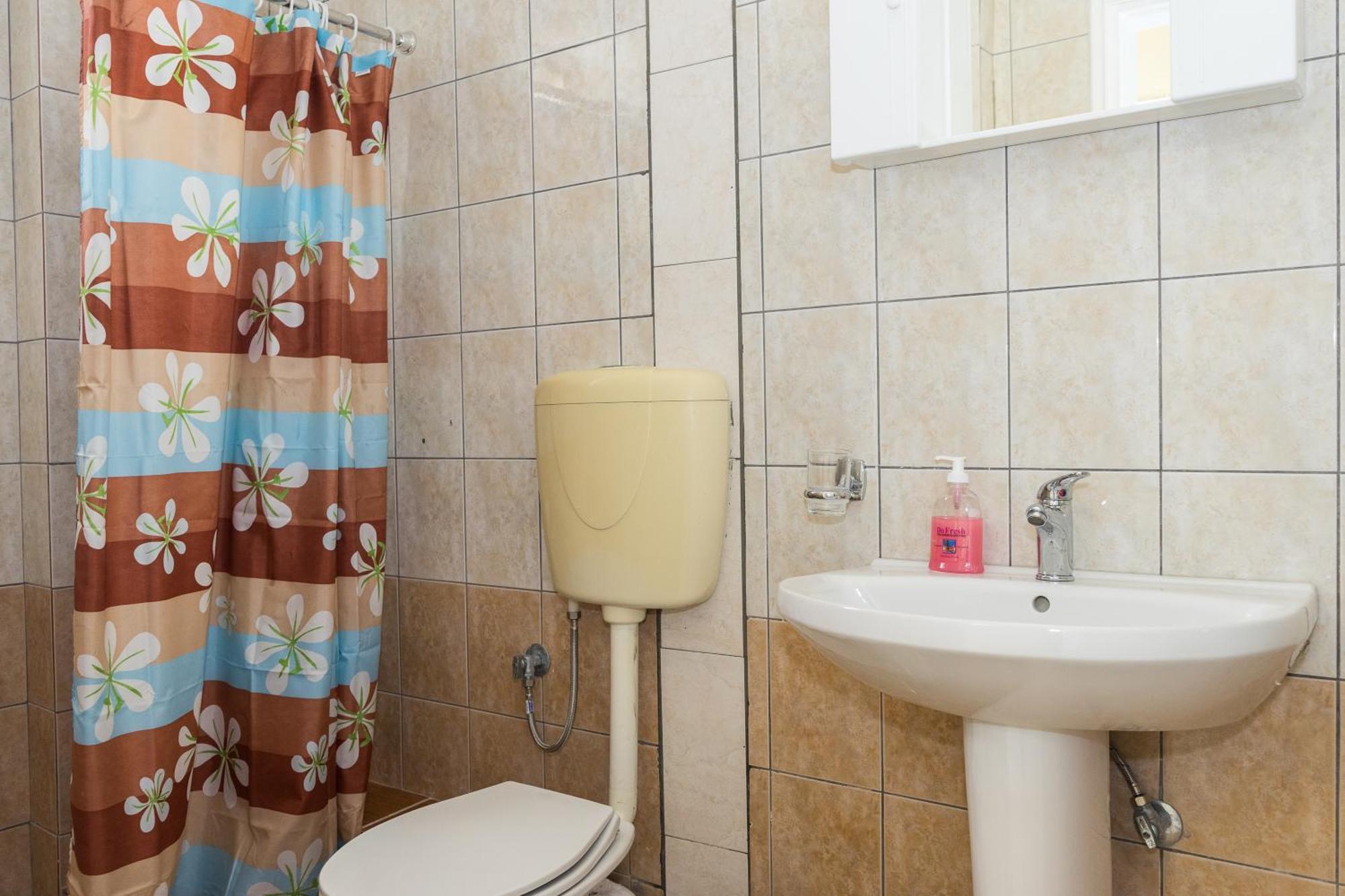 Laganas Strip Mall Apartments מראה חיצוני תמונה