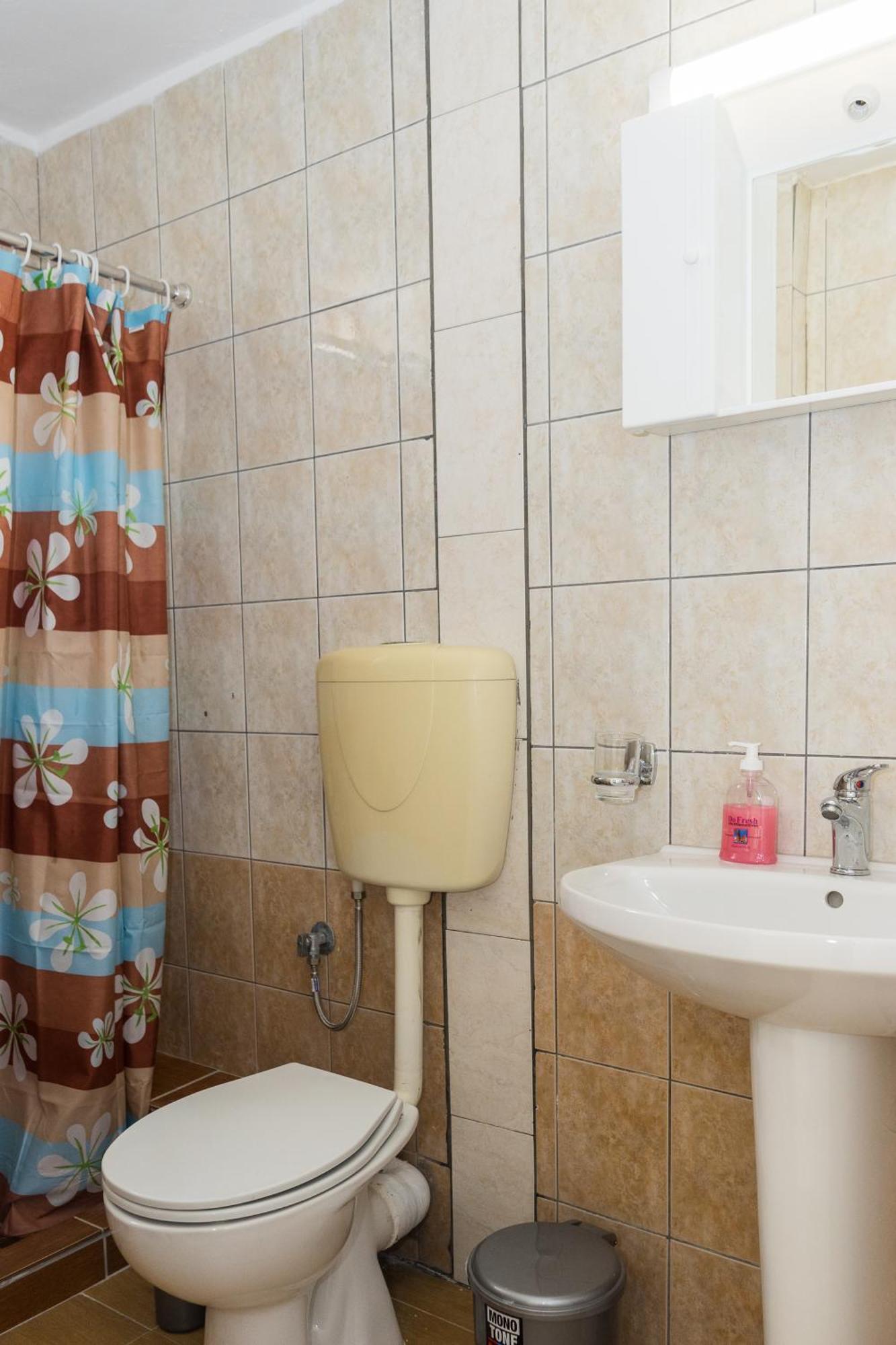 Laganas Strip Mall Apartments מראה חיצוני תמונה