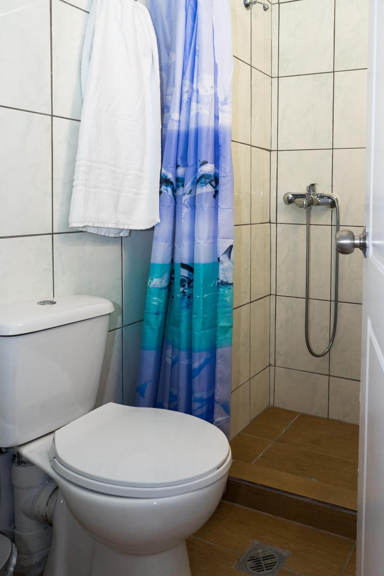 Laganas Strip Mall Apartments מראה חיצוני תמונה